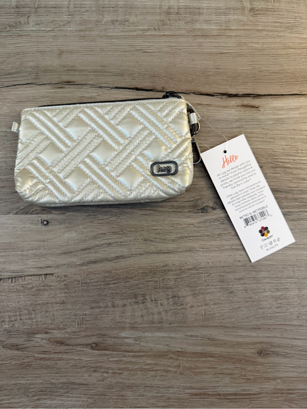 lug Metallic Pebble Metro XL pouch - NWT